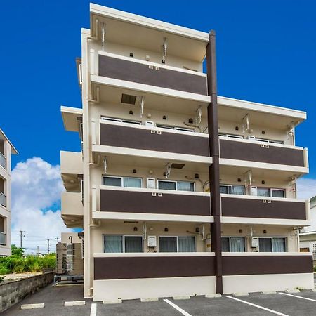 Hotel Mr.Kinjo In Tonoshiro Miyara Dış mekan fotoğraf